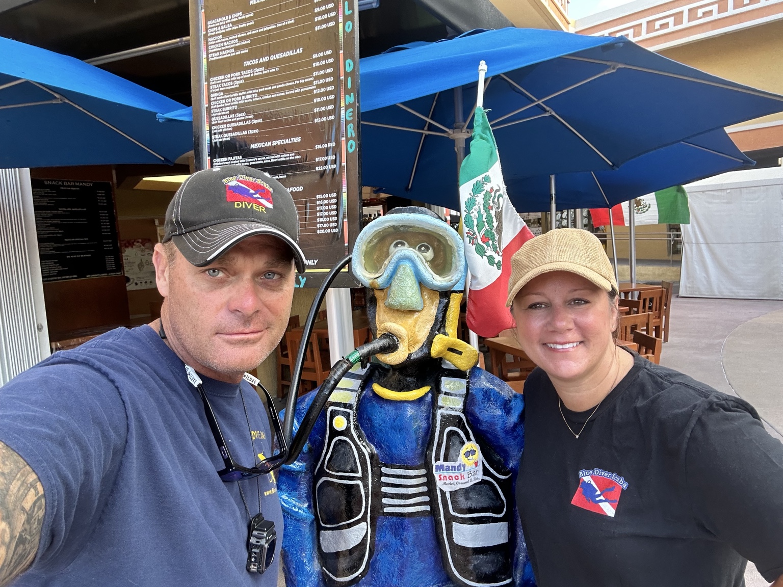Hammerhead Scuba instructor and student with dive gear